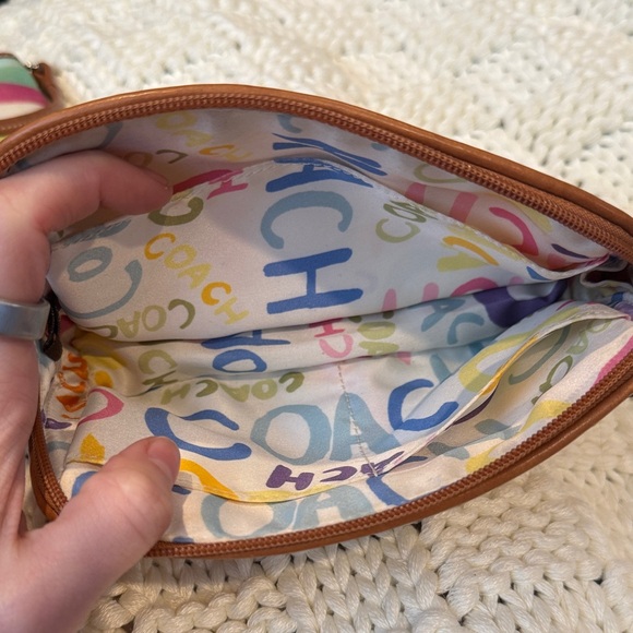 Authentic Coach Summer Stripes Wristlet and Pouch Set - Picture 3 of 6